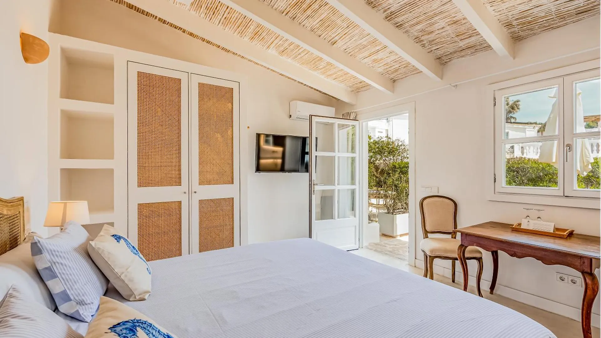 The Sea Club Bed & Breakfast Cala Ratjada  Spain