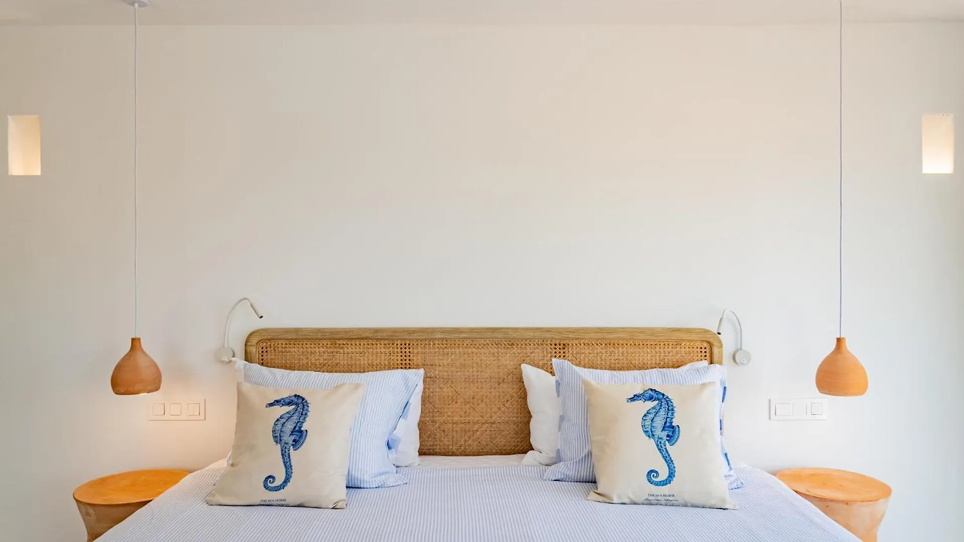 The Sea Club Bed and Breakfast Cala Ratjada  Bed & Breakfast
