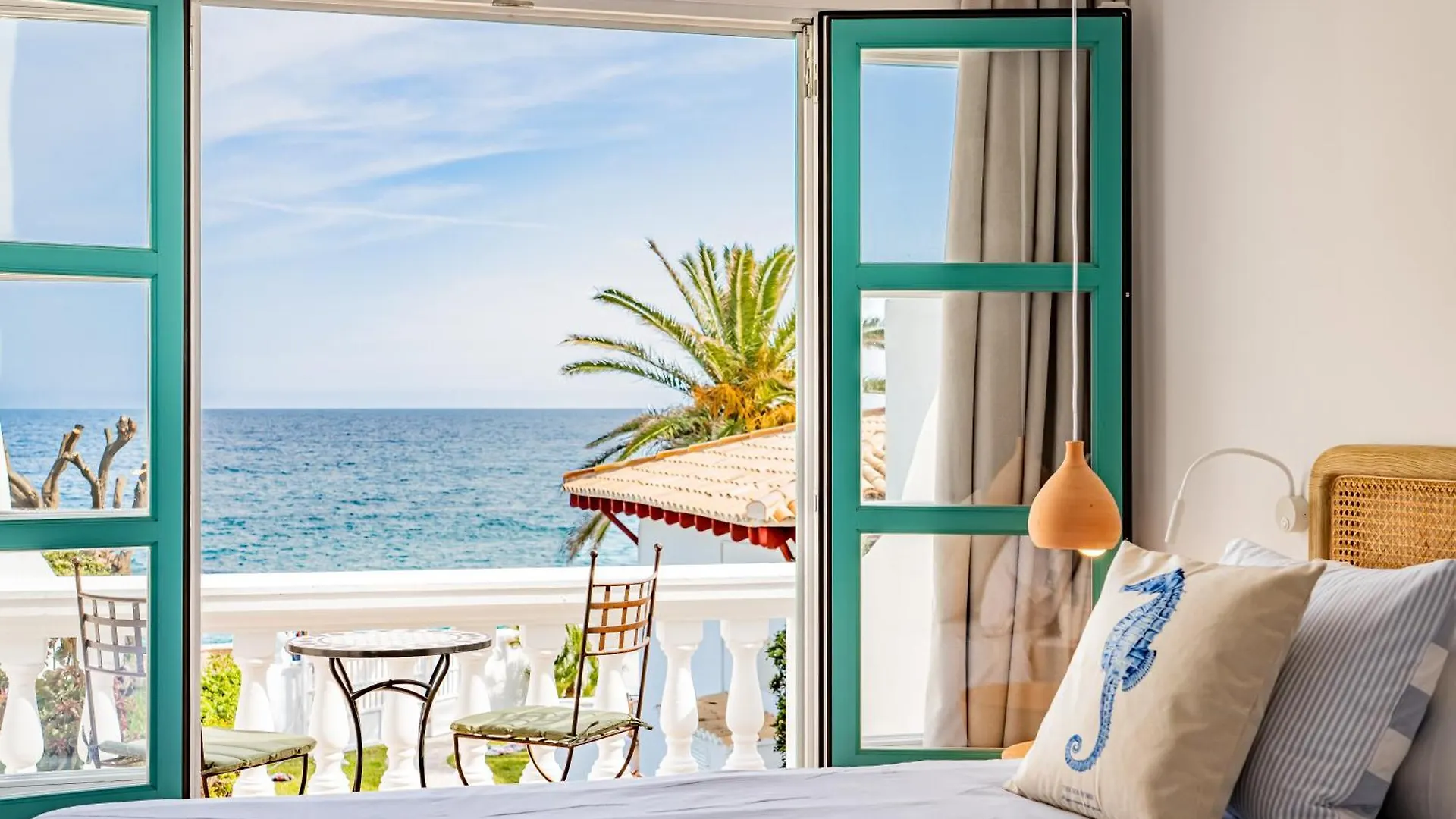 The Sea Club Bed and Breakfast Cala Ratjada  Bed & Breakfast Cala Ratjada (Mallorca)